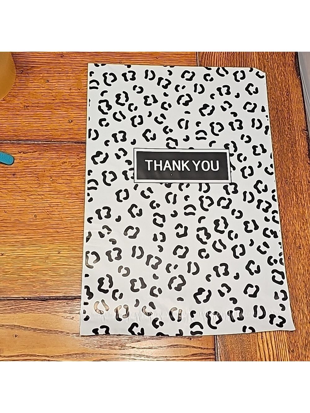 Twenty 10x13 black leopard poly mailers